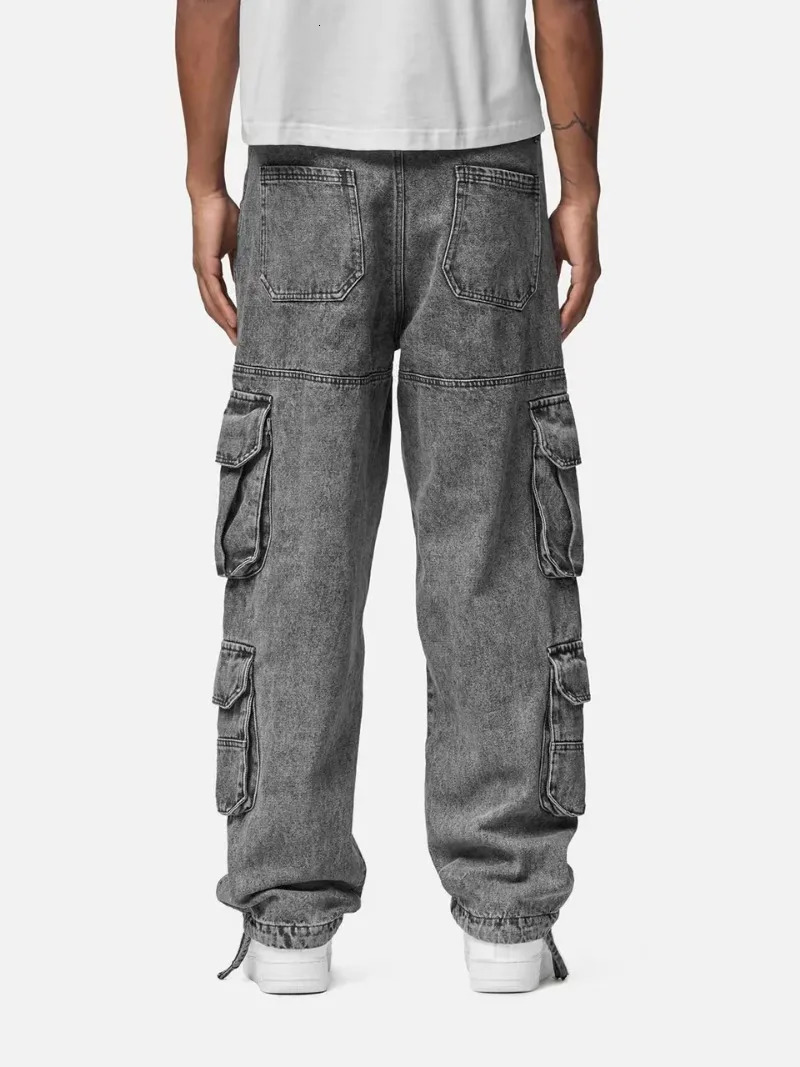 Retro hip hop cargo style multi-pocket straight leg jeans men Y2k pants Punk rock Harajuku street style baggy wide-leg jeans 241031