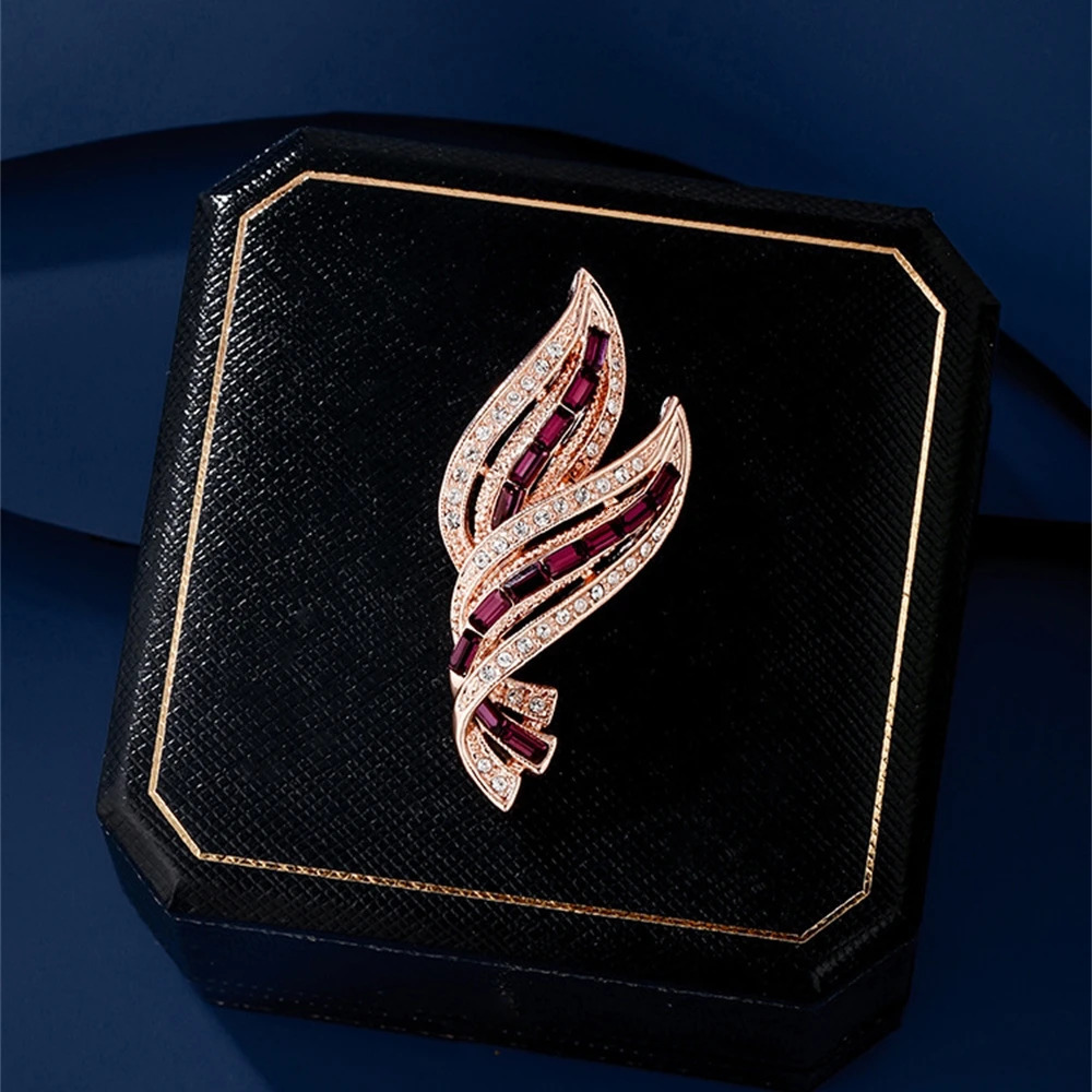 Fashion Exquisite Brooches for Women Girls Elegant Ribbon Crystal Metal Badges Casual Office Pins Suit Jewelry 241031