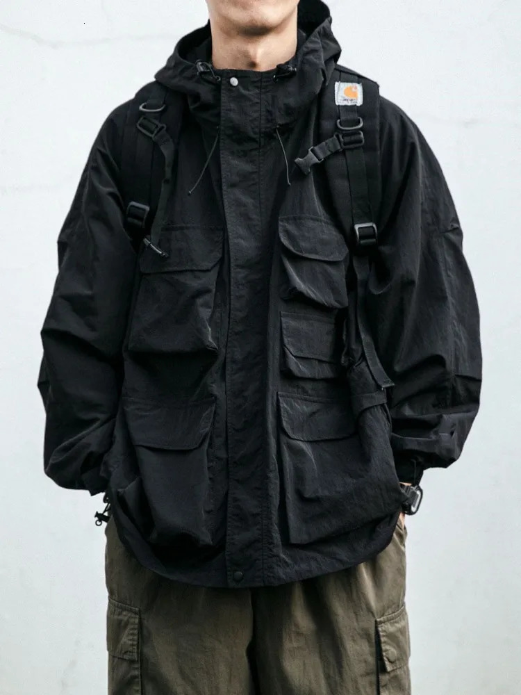 Multi pocket street clothing mountain hoodie jacket mens clothing Harajuku casual cargo jacket fashionable black jacket mens clothing 241031
