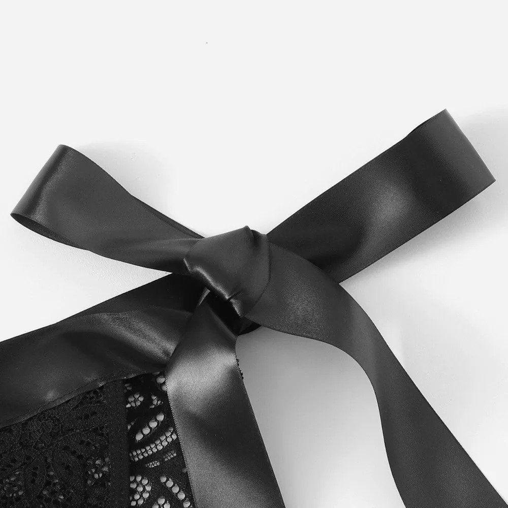 Women Bra Sexy Underpant Sets Scalloped Trim Tie Side Lace Bra Set Solid Color Lingerie Set Bow Embroidery Bra And Brief Sets 241031