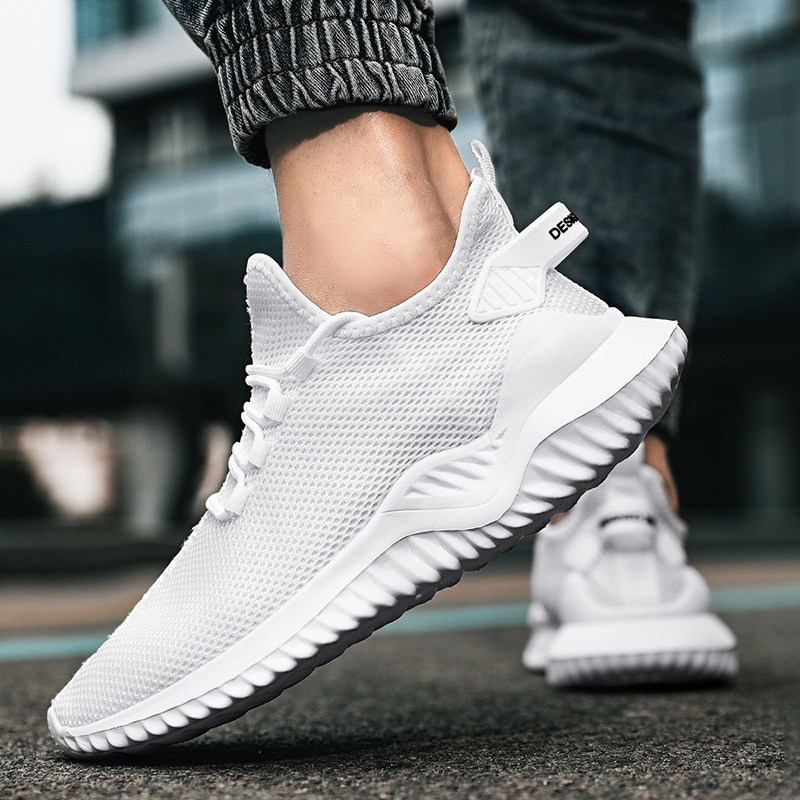 Men Running Shoes Trendy Sports Shoes Breathable Lightweight Mesh Fashion Outdoor Sports Sneaker