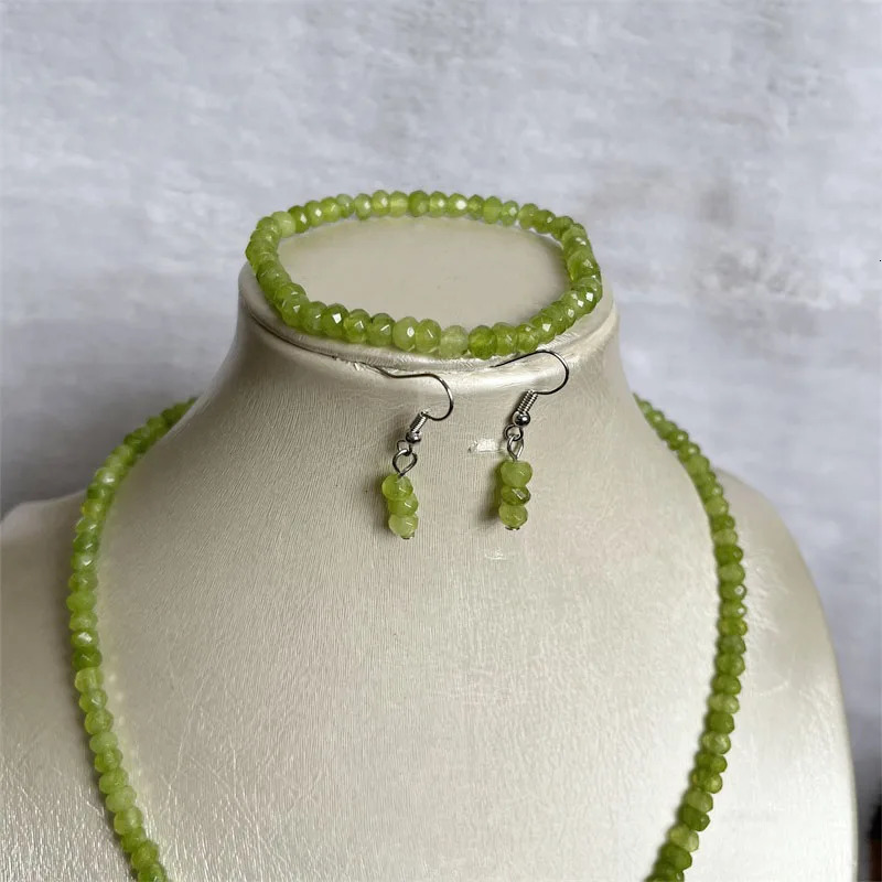 4 * 6MM Faceted Peridot Natural Stone Jewelry Set Beads Necklace Earrings Bracelet Olive Chain Necklace Fashion n Wedding 241031