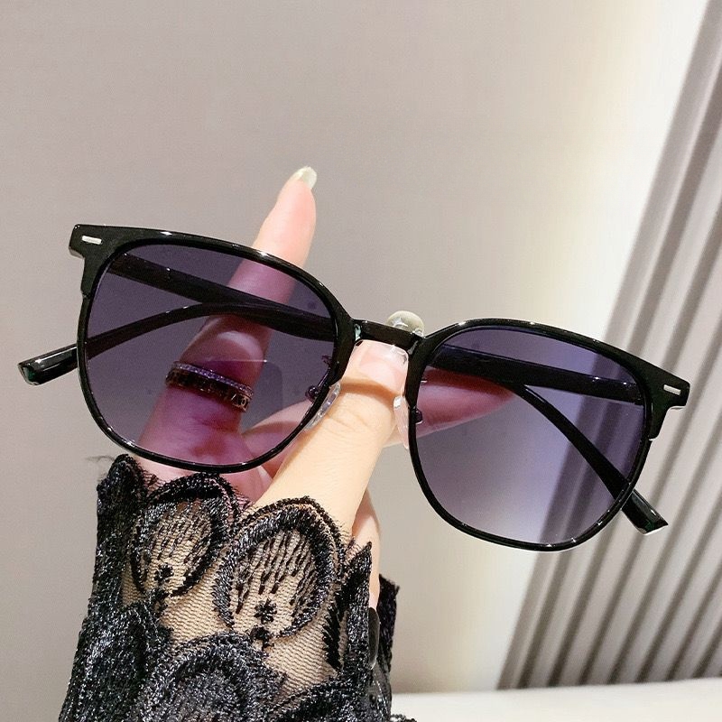 New top-level sunglasses, Polaroid lenses, high-end women's eyeglass frames, men's retro metal sunglasses, UV resistant European and America