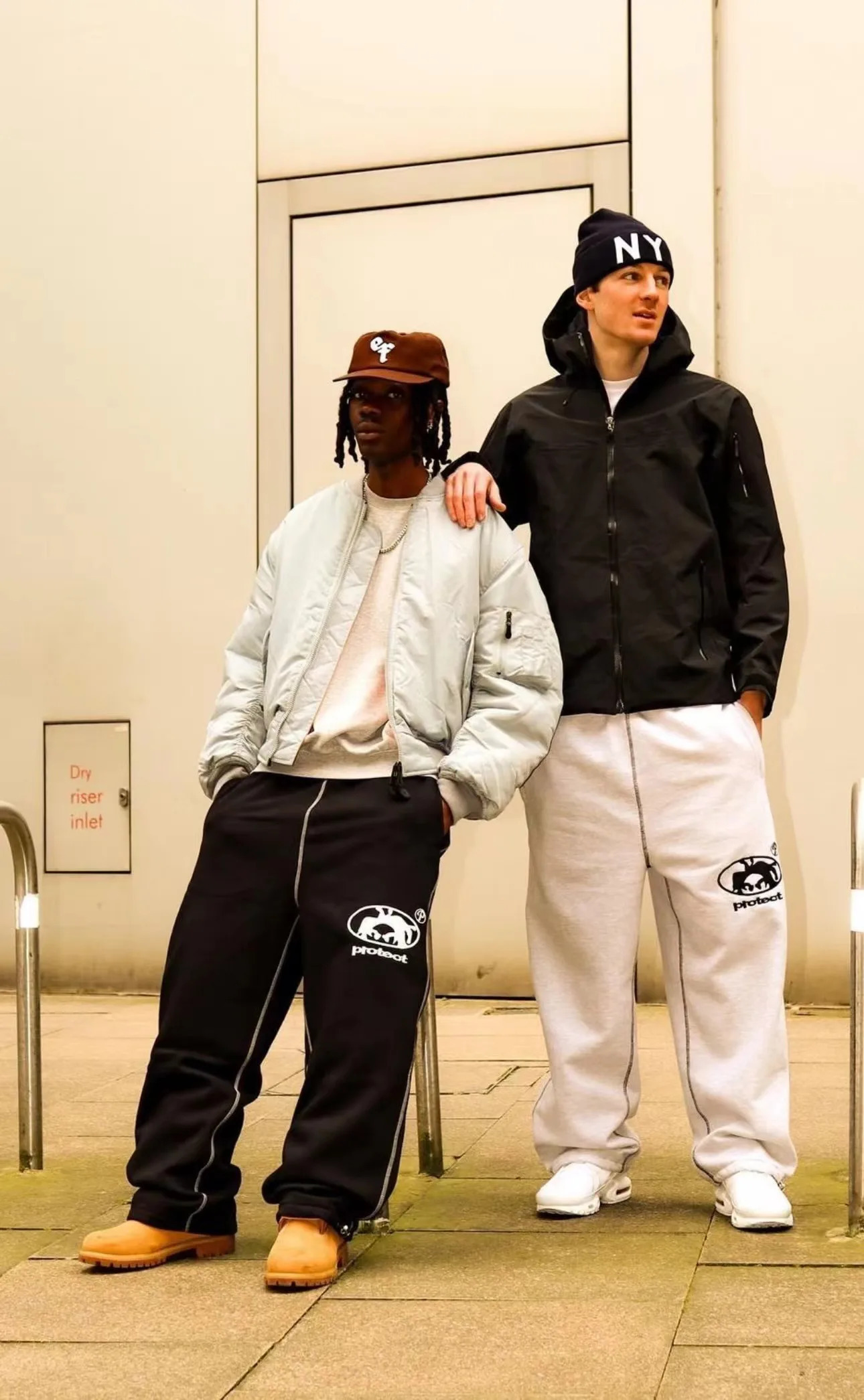 Protect Brudda Sweats Grey N Black Men And Women Long Pant Y2k Uk Drill Casual Cargo Streetwear Joggers Pants 241031 - view 4