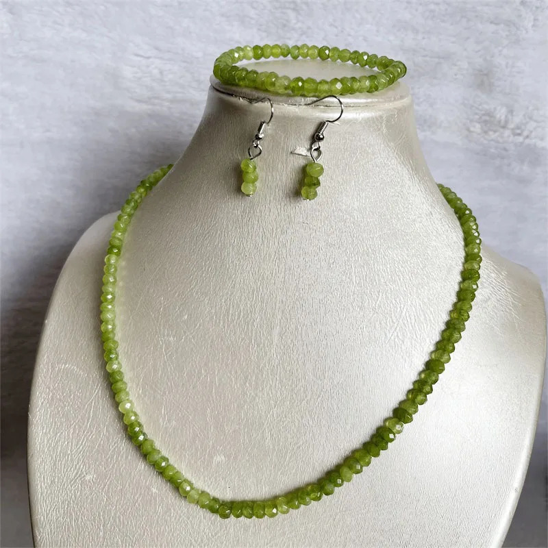4 * 6MM Faceted Peridot Natural Stone Jewelry Set Beads Necklace Earrings Bracelet Olive Chain Necklace Fashion n Wedding 241031