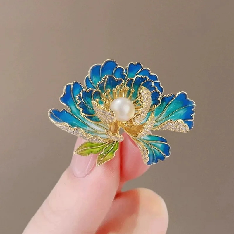 Chinese Style Purple Peony Flower Brooch For Women Dainty Plant Pearl Shiny Pins Party Office Wedding Corsage Jewelry 241031