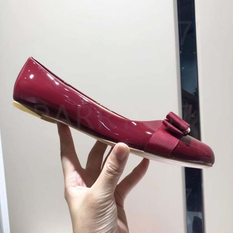 Summer Designer sandal woman Low Heels Sandals femme Sliders With Correct Soft Cow Patent leather dress Shoes slingback pumps Slipper Toe Ladies Shoes withbox