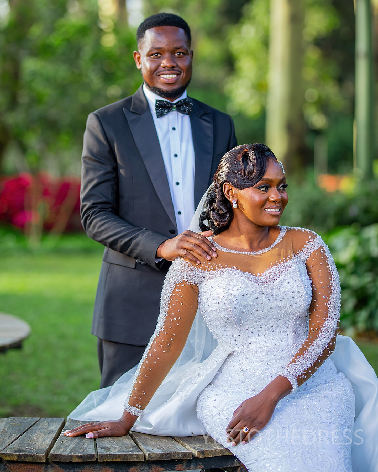2024 Plus Size African Mermaid Wedding Dress Detachable Train Bridal Gowns For Bride Illusion Sheer Neck Long Sleeves Beaded Lace Wedding Gowns For Bl