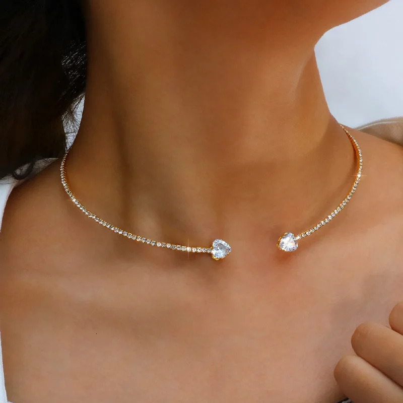 Fashion Heart Collar Choker Necklace for Women Simple Open Torques Jewelry Accessories 241031
