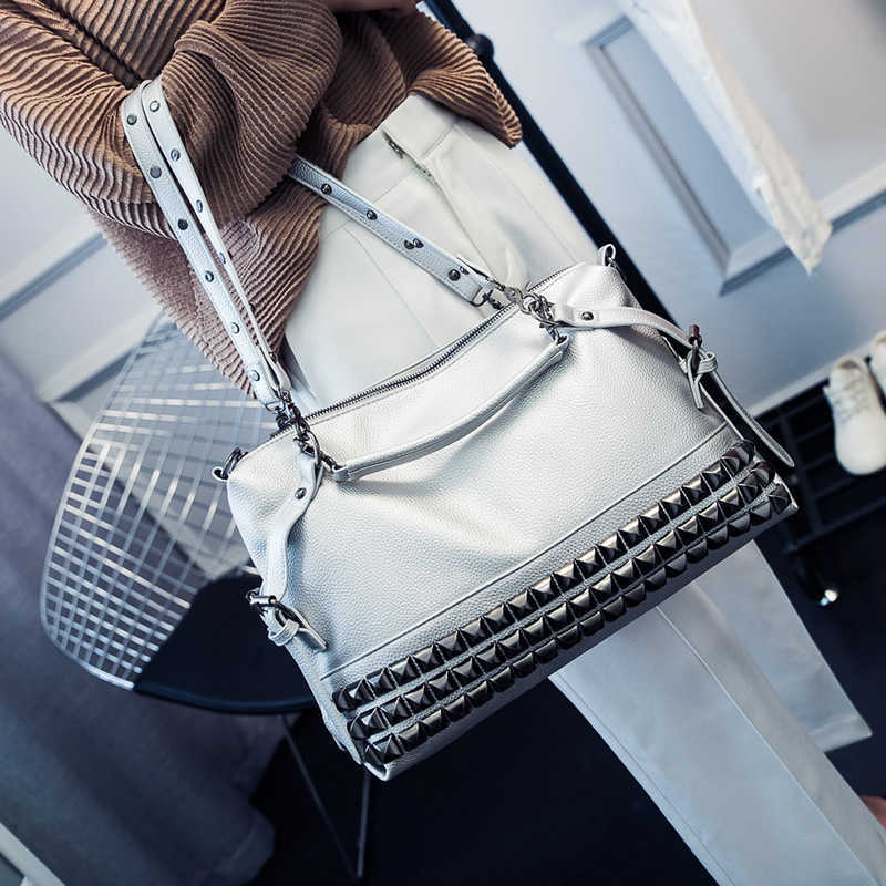 Shoulder Bags Bags Large Capacity Tote Bag Litchi Pattern WoMens Bag Rivet Fashion Bag Single Shoulder Oblique Straddle Portable Punk Bag 241015