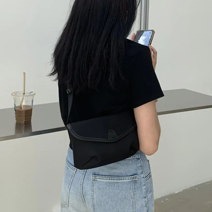 Womens shoulder bag womens fashionable casual handbag womens handbag 241031