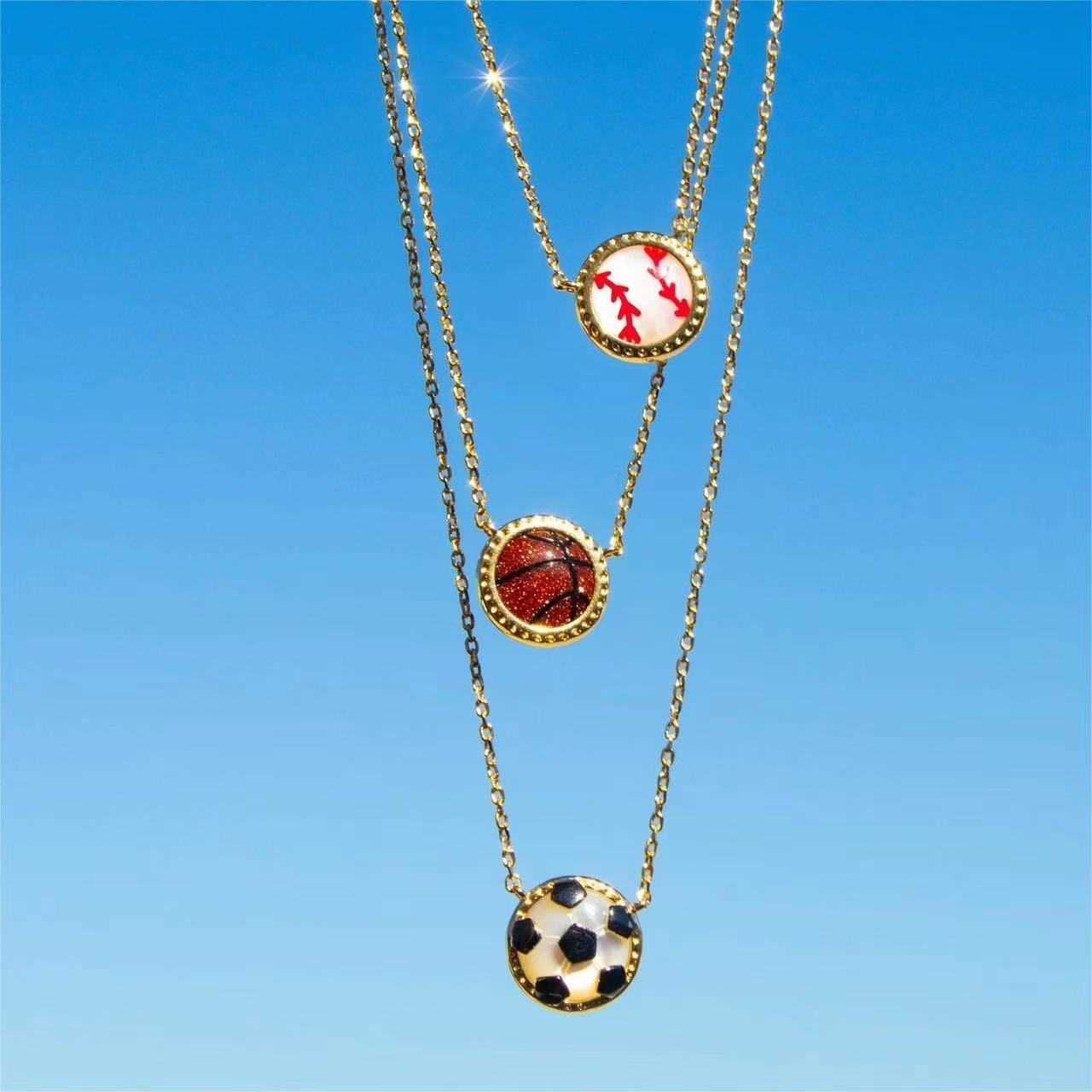 Pendant Necklaces Designer S Scotts Neclace Jewelry Chain Necklace Female Football Basketball Baseball Ks Resin Round Coin Drop Delive Ot8X9