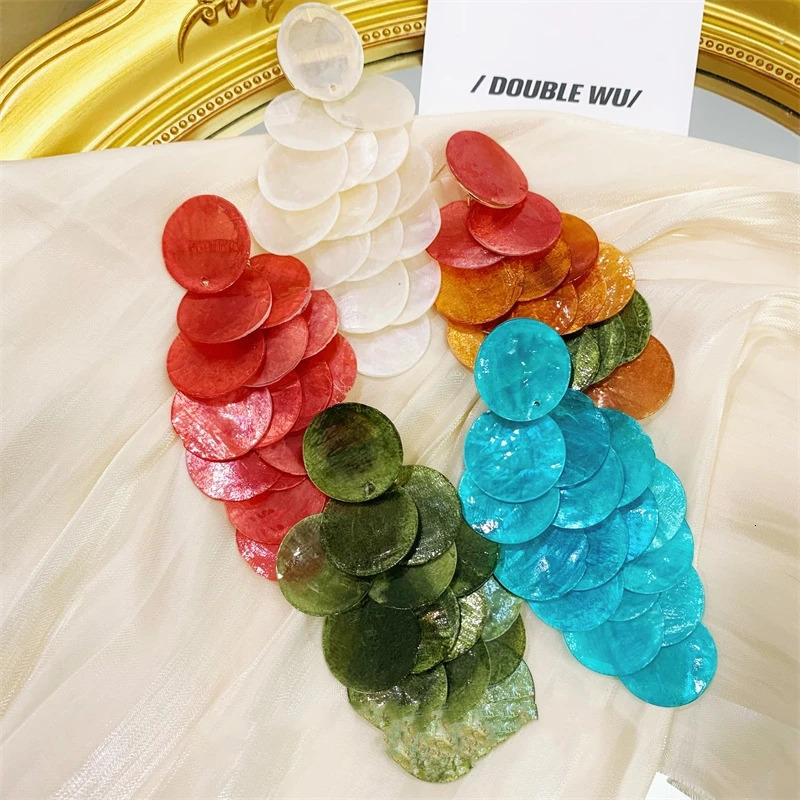 Bohemian bead shell earrings suitable for womens weddings resin crystal earrings natural stone leaf womens pendant earrings 241031