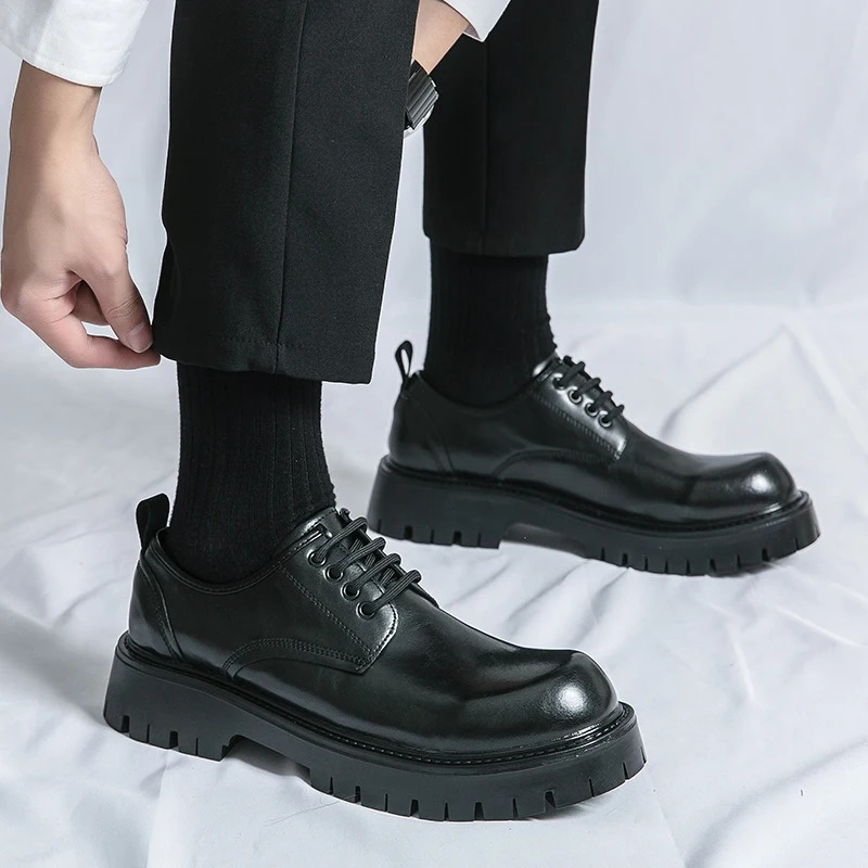 Mens casual big toe original black platform business thick soled dress shoes Mens gentlemen outdoor patent leather safety shoes 241031