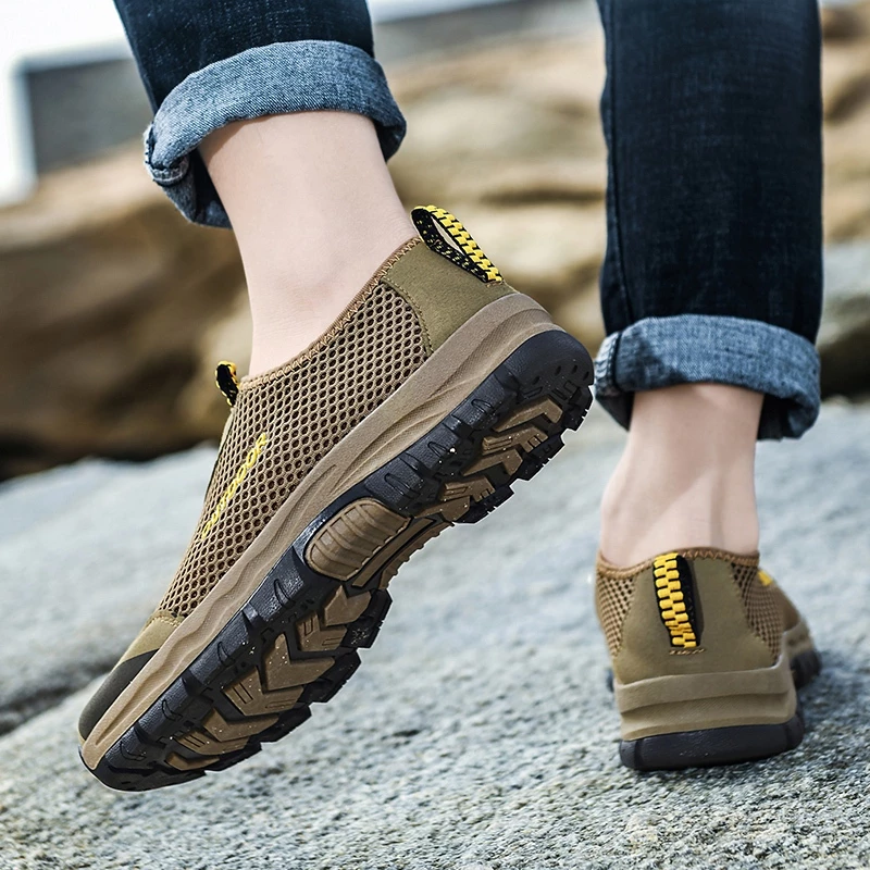 Breathable Sneakers Men Shoes Fashion Shoes Men Outdoor Beach Wading Tenis Barefoot Sneakers
