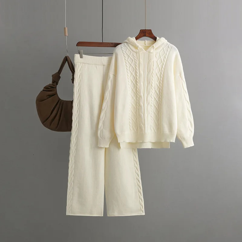 Womens Winter Knitted Suit Warm Loose Two Piece Sets With Hat Outifits Sweater Oversize Casual Knitwear Autumn Suits 241031
