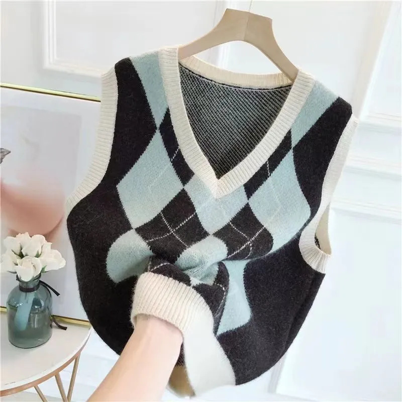 Korean Version Autumn New Item V Neck Knitted Sweater Vest Women S Loose And Versatile Outerwear Top Women F1101#33 .