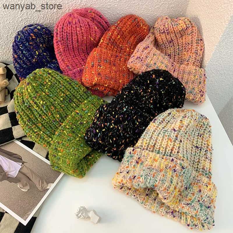 Wide Brim Hats Bucket Hats New Womens Autumn and Winter Outdoor Knitted Hats Warm Big Head Circumference Cold-proof Wild Skullies Beanies Gorras Mujer