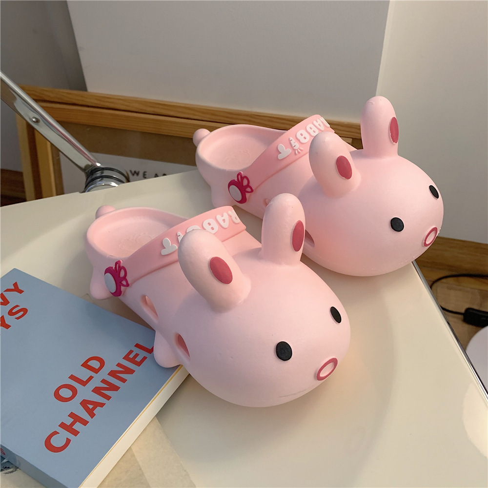 2024 New Slippers Ladies Summer Shoes Cartoon Bunny Fashion slippers Indoor Street Sandals Girls Beach shower slide
