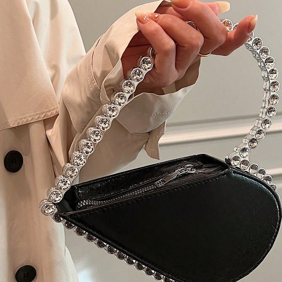 New designer heart-shaped diamond studded banquet fashionable Western style women's handbag