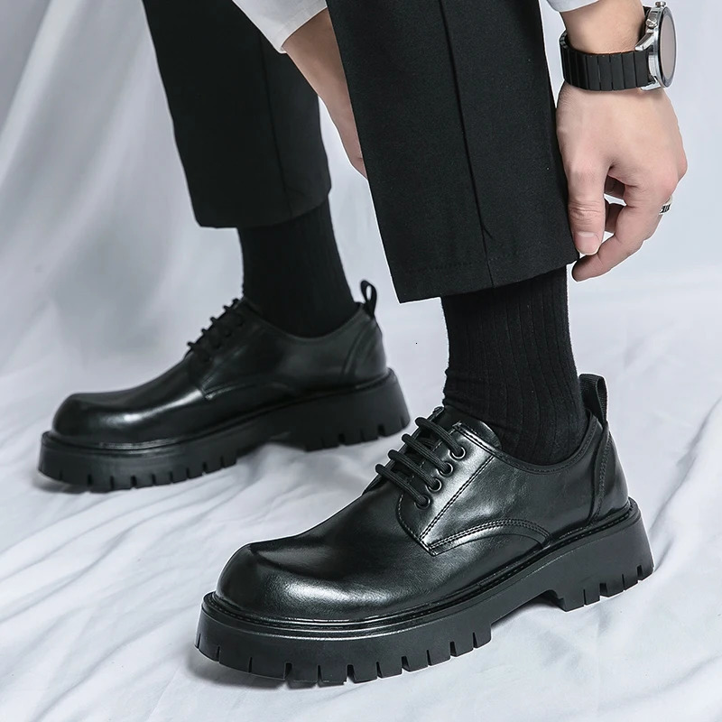 Mens casual big toe original black platform business thick soled dress shoes Mens gentlemen outdoor patent leather safety shoes 241031