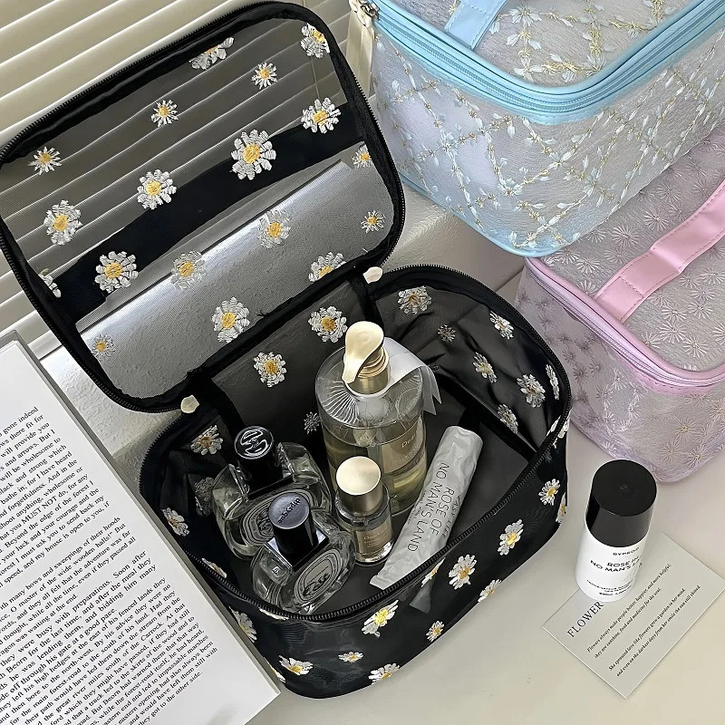 Floral Embroidery Makeup Bag Zipper Large Mesh Makeup Bag Womens Travel Makeup Bag 241031