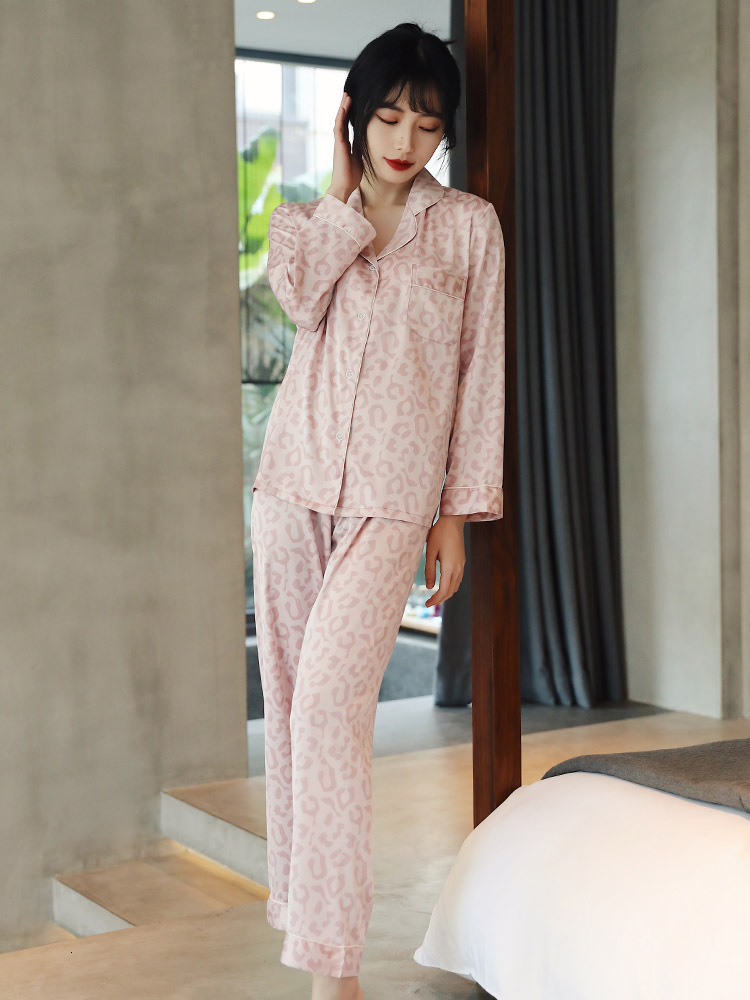 New spring summer and autumn sexy ice silk pajamas womens thin imitation silk Pink Leopard Print Long Sleeve home clothes set 220527