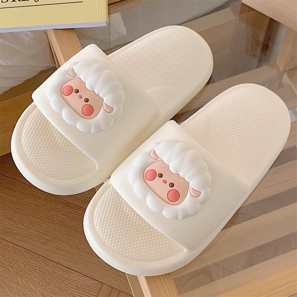 Soft soled home summer slippers Girl girl heart cute little sheep indoor street sandals girl slippers