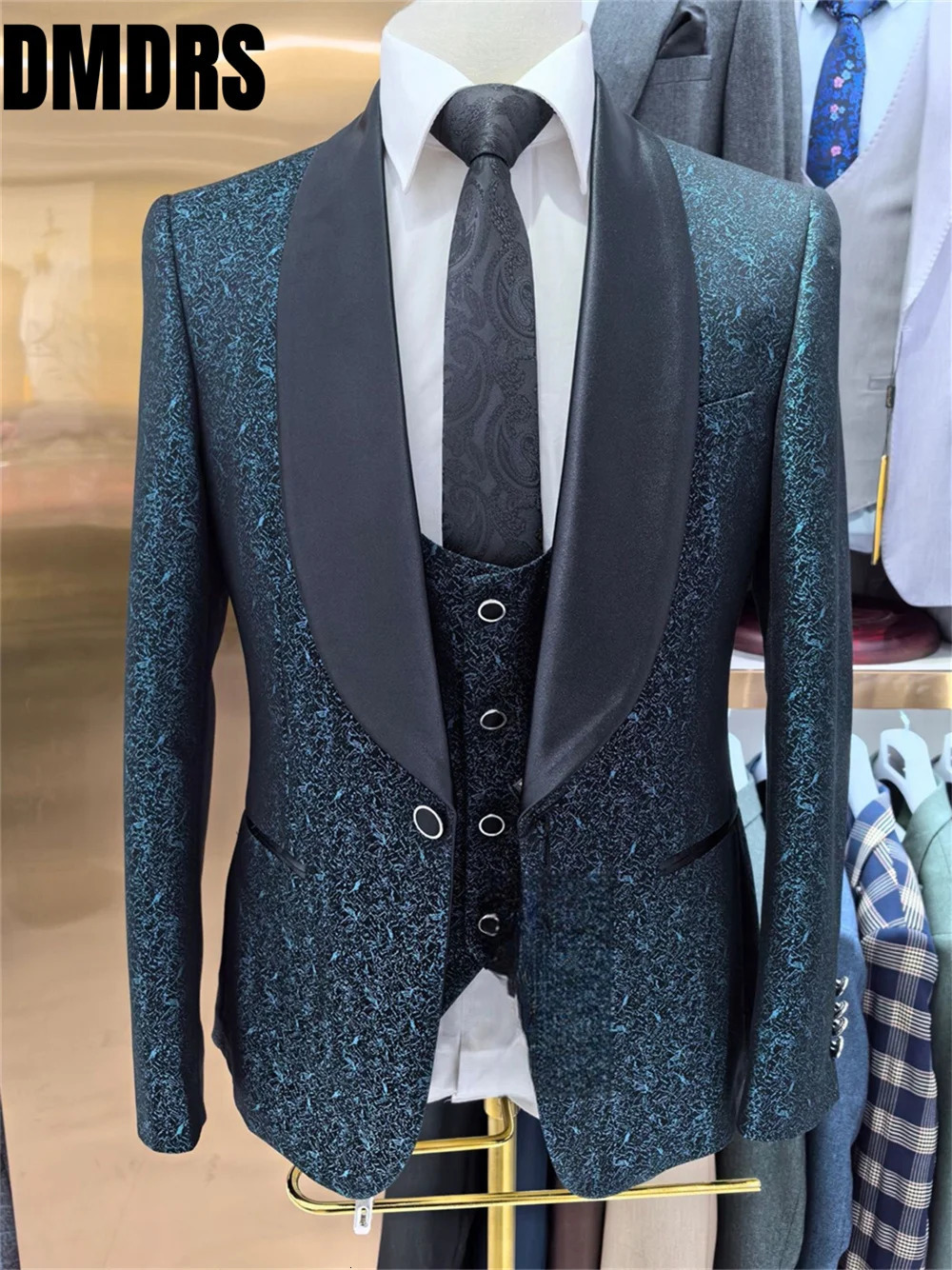 Stylish Jacquard Mens Suit set For Formal Office Classic Single Breasted Handsome Wedding Host Blazers Pant Vest 241024
