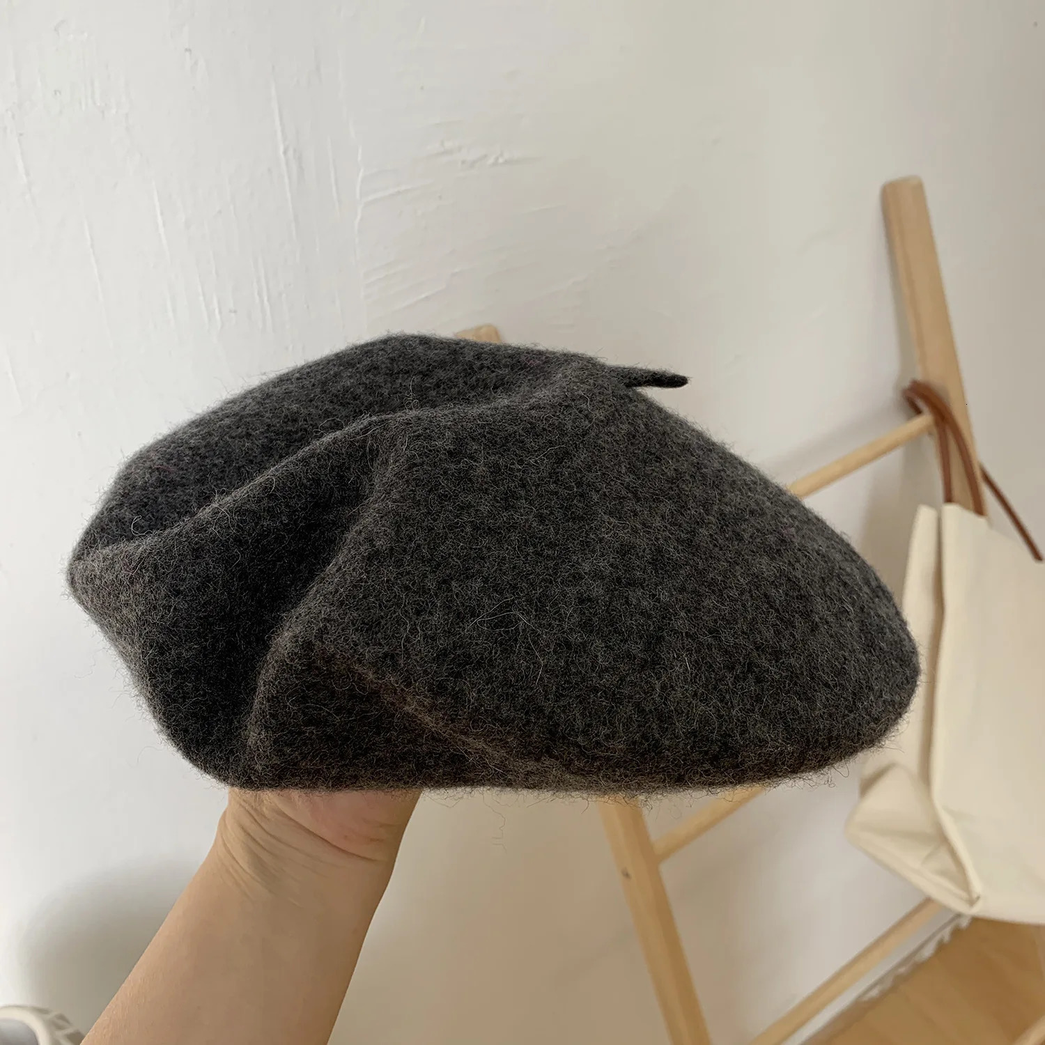 100 Wool Retro Beret Hat Autumn Winter Women British Hepburn stylish Artist Painter Hats Thick Warm Woolen Pumpkin Beanies Cap 241031