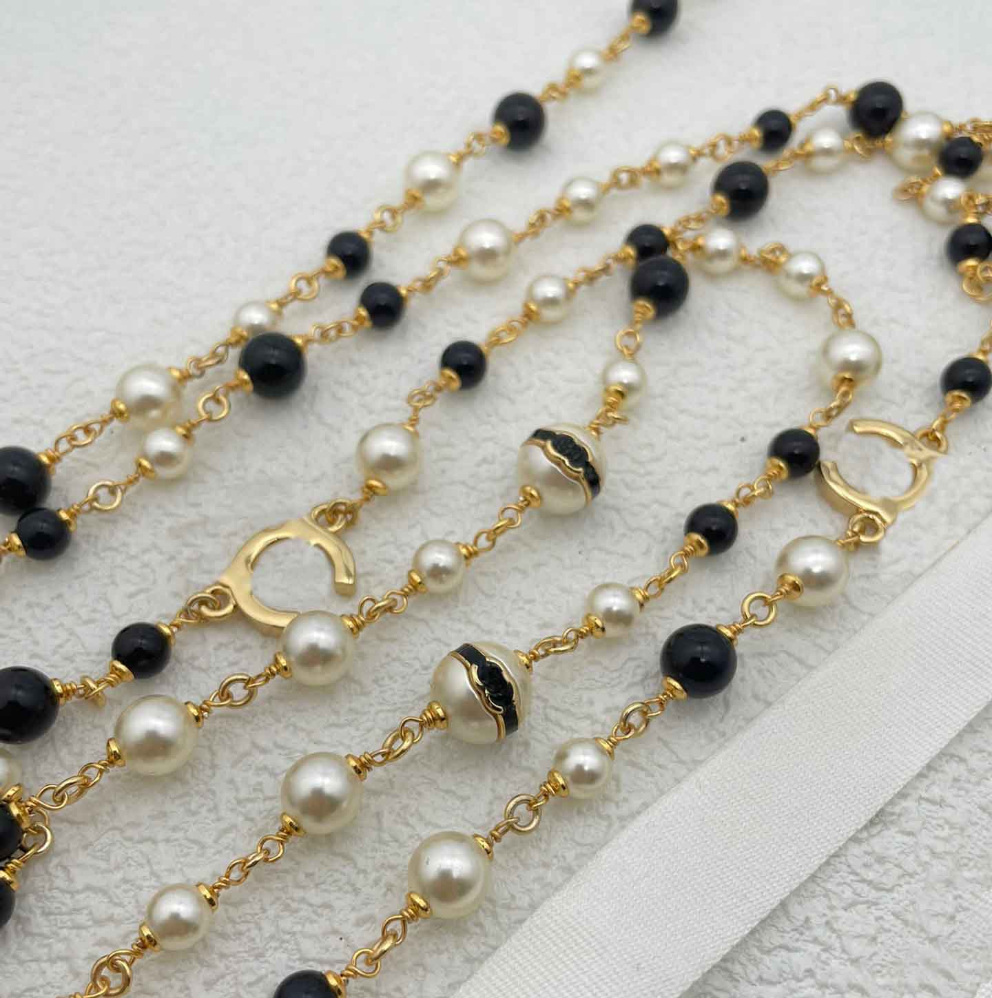 18K Gold Plated Long Necklace with White Shell Beads Black Charm Pendant Z250910