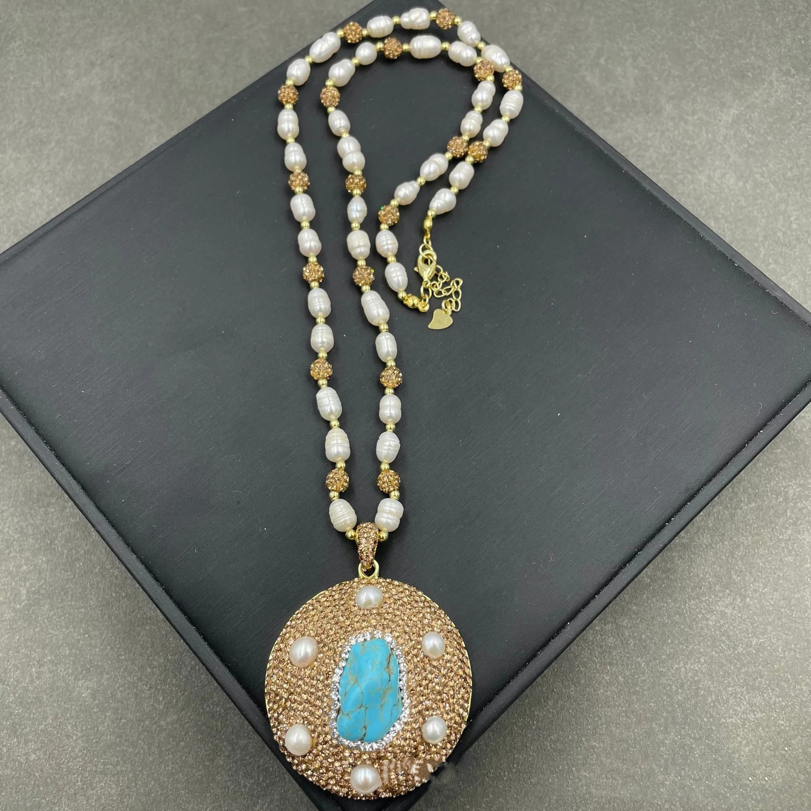 ST019 Retro Turquoise Natural Pearl Inlaid Jewelry Ethnic Style Niche Personalized n Selling Four Piece Set 241031