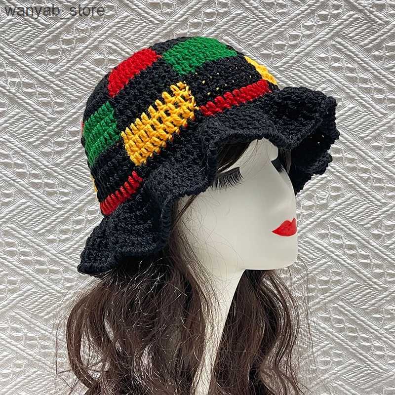 Wide Brim Hats Bucket Hats New Handmade Knit Fisherman Cap Winter Fashion Woman Weaving Floppy Ruffled Brim Bucket Hat Outdoor Warm Windproof Beanie H
