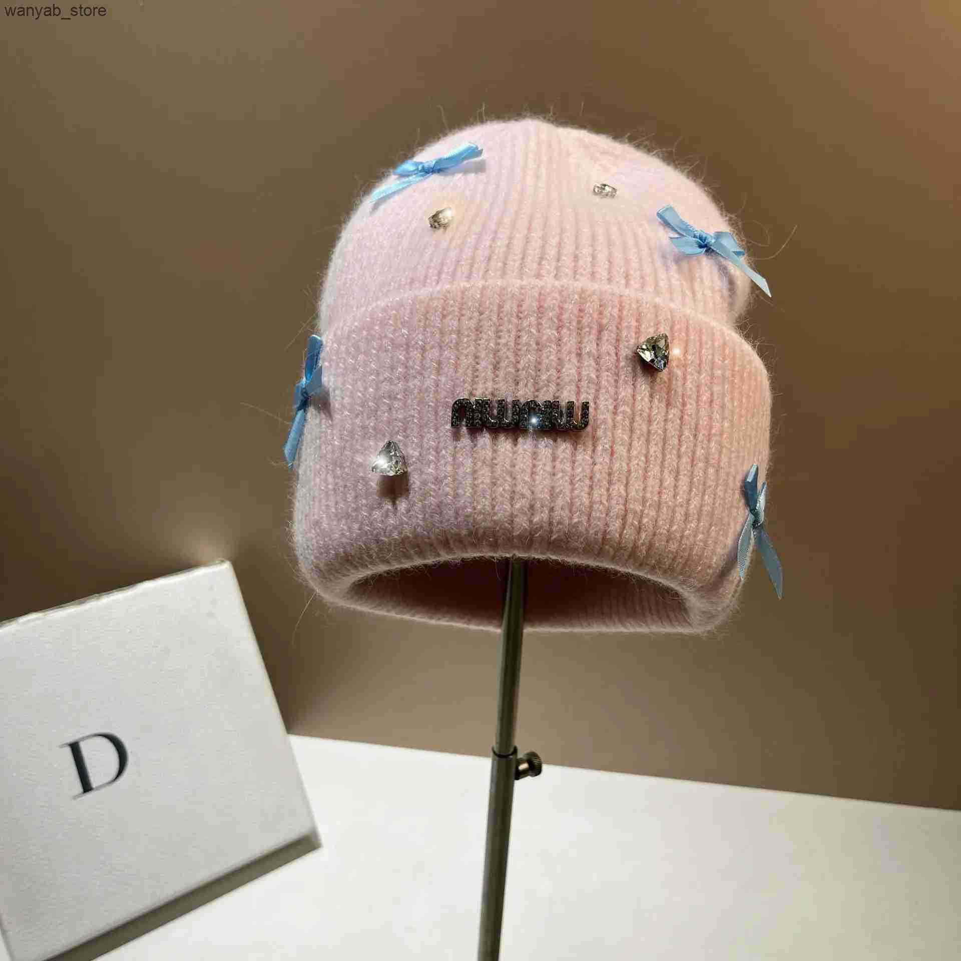 Wide Brim Hats Bucket Hats Winter Rabbit Hair Knitted Hat Bow Rhinodrill Warm Woolen Cap Russian Earwarmers Women Men Outdoor Exercise M511 L240910