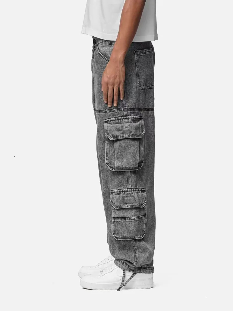 Retro hip hop cargo style multi-pocket straight leg jeans men Y2k pants Punk rock Harajuku street style baggy wide-leg jeans 241031