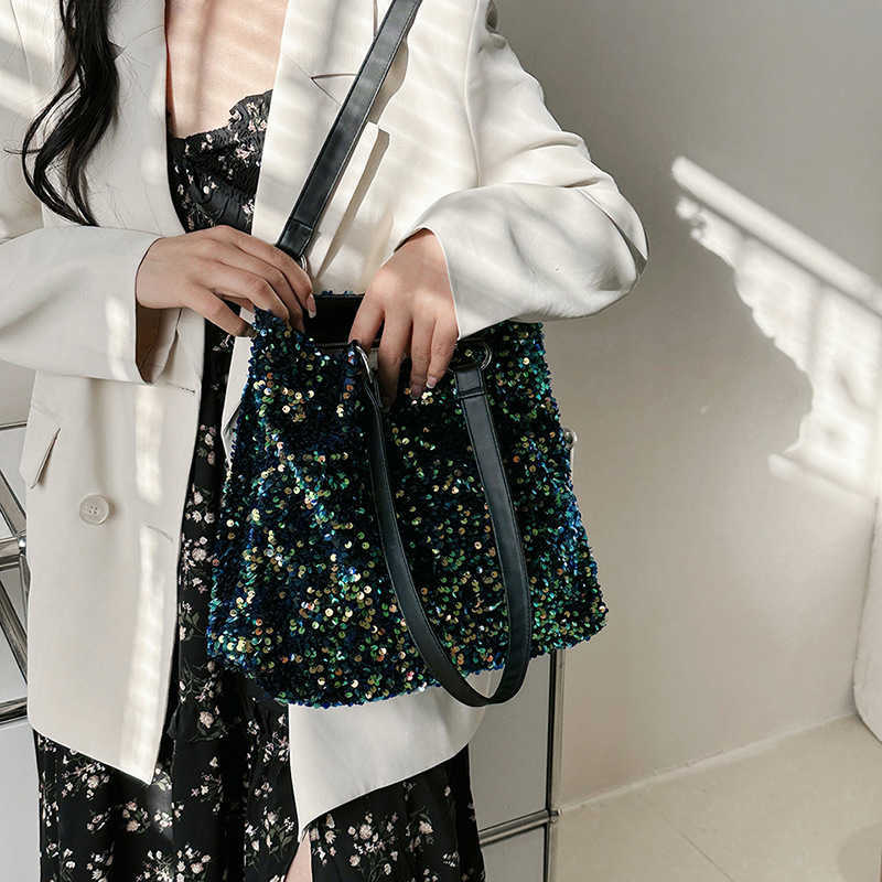 CMM Large Capacity Underarm Bag New Spring Fashion Sequin Colorful Shoulder Bag Womens Bucket Bag