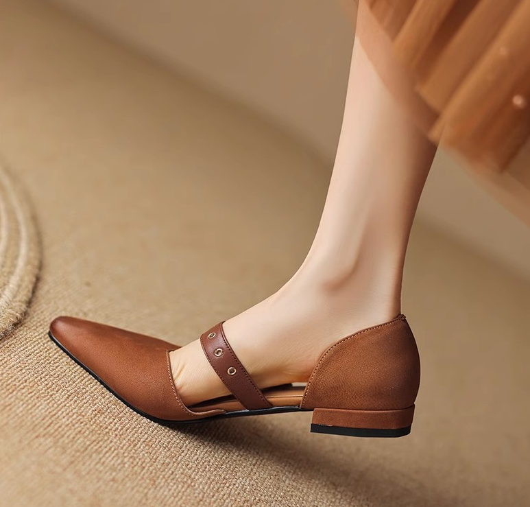 Women's Fashion Shoes:France Gentle Style Pointed Flat Bottom New Trendy Retro Style Versatile,Black/Brown,Free shipping