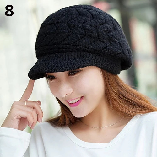 Womens Winter Solid Color Warm Knit Loose Beret Casual Ski Hat Korean Version ed Plus Velvet Thick Ear Guards 241031