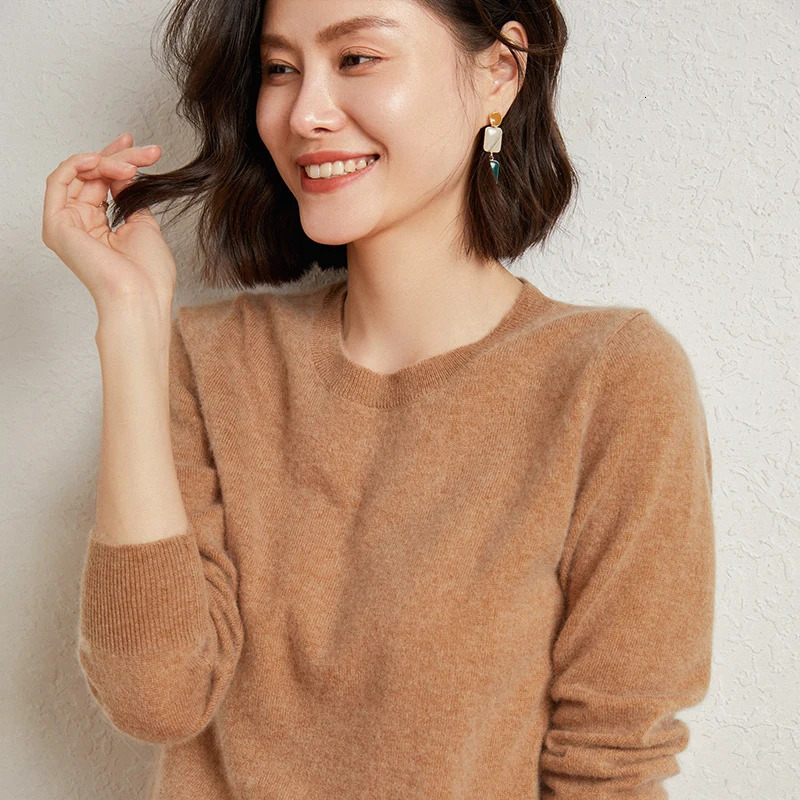 Round Neck Goat Cashmere Sweater Womens AutumnWinter Long Sleeved Solid Color Loose Pullover Basic Jumper Top 241029