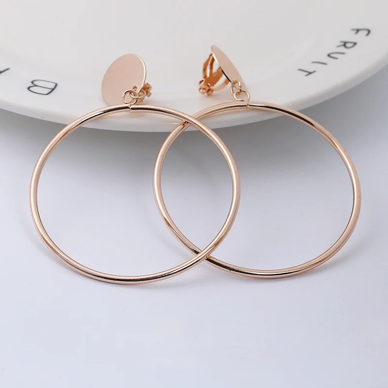 Simple Fashion Gold Silver Plated Geometric Big Round No Pierced Clip Earring for Ear Hole Women Hollow Clips Jewelry 241031