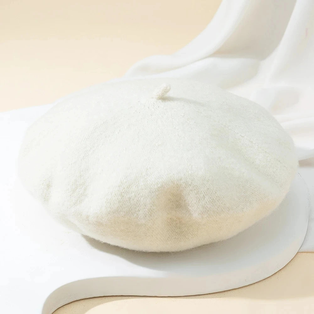 Lady Spring Winter Berets Hat Painter Style Women Wool Vintage Solid Color Caps Female Bonnet Warm Walking Cap 241031