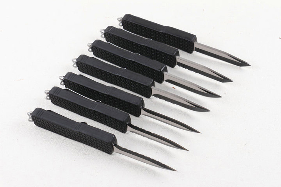 6.9-Inch Small D07 Tactical Knife 440C Two-tone Black Blade Zn-al alloy Handle EDC Pocket Tactical Knife With Nylon Sheath