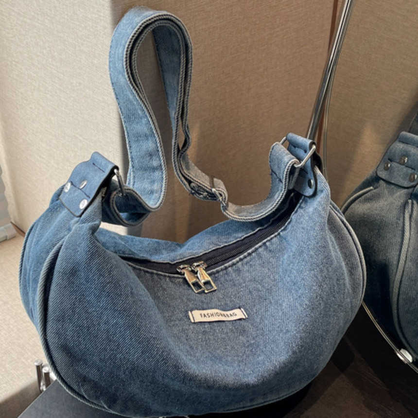 Shoulder Bags Niche Design Crossbody Bag For Women Denim Dumpling Bag Simple Versatile Small Shoulder Bag Commuting Single Shoulder Bag 241015