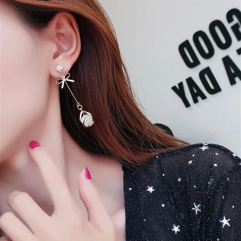 Trendy Metal Frame Dangle Opal Earrings for Women Golden s Bow Knot Drop Wedding Party Long Jewelry Gift 241031