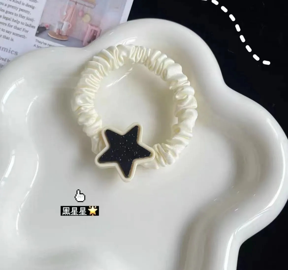 Headband Black and white stars sweet and cool hair rings Korean Girls Cartoon Harajuku Wind Five pointed Star Versatile ponytail hair rope headwear