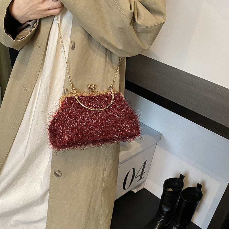 Banquet fashion women's handbag autumn and winter style fashion shoulder bag Korean version fashion crossbody bag
