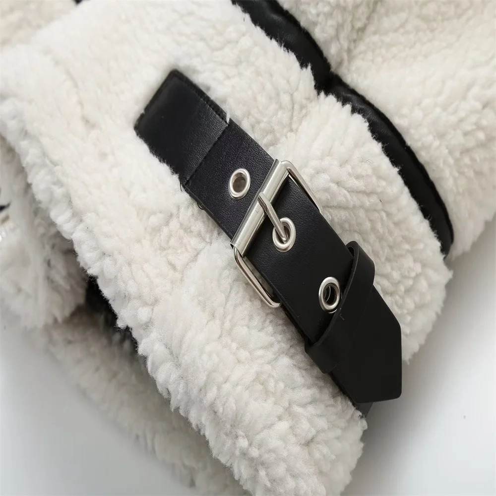 PB ZA 2023 Autumn Womens Wear European and American Style Casual Fur One Piece Lamb Wool Contrast Color Plush Warm Jacket C 241024