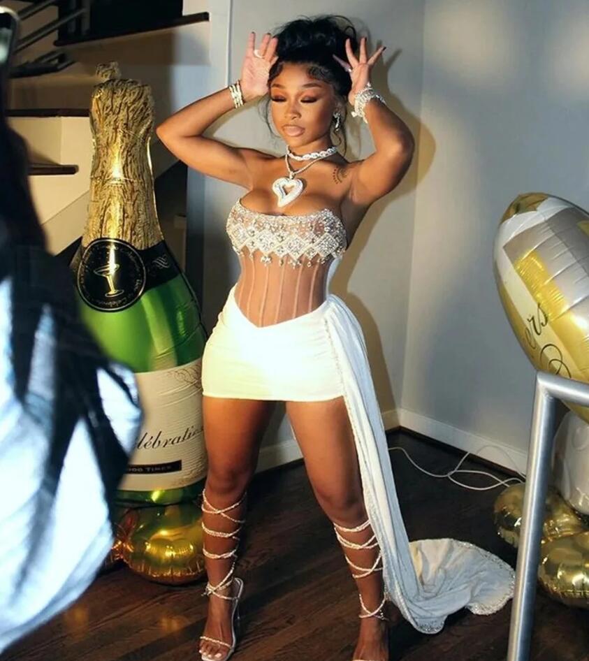 Sexy Velvet Strapless Short Prom Dresses for Black Girls Crystal Beaded Birthday Party Dress Illusion Mini Cocktail Homecoming 0401