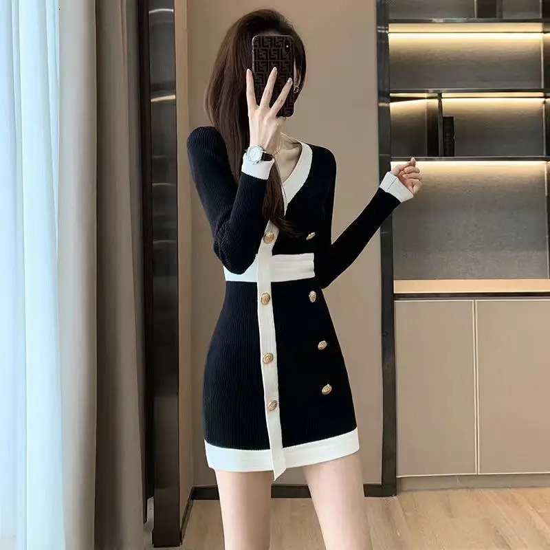 Female Knit Dress Color Matching V Neck Bodycon Short Womens Crochet Dresses Extreme Mini in Elegant Chic Autumn and Winter 241031