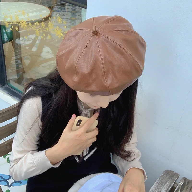 Pu leather beret suitable for women 241031
